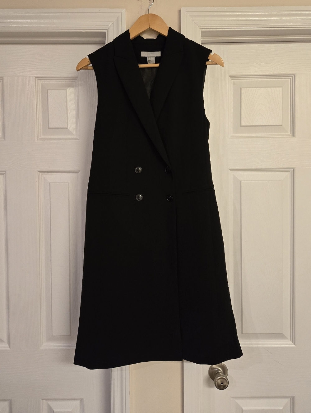 H&M Black Sleeveless Double-Breasted Midi Dress